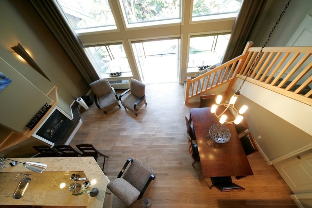 Old House Hotel Кортни Екстериор снимка
